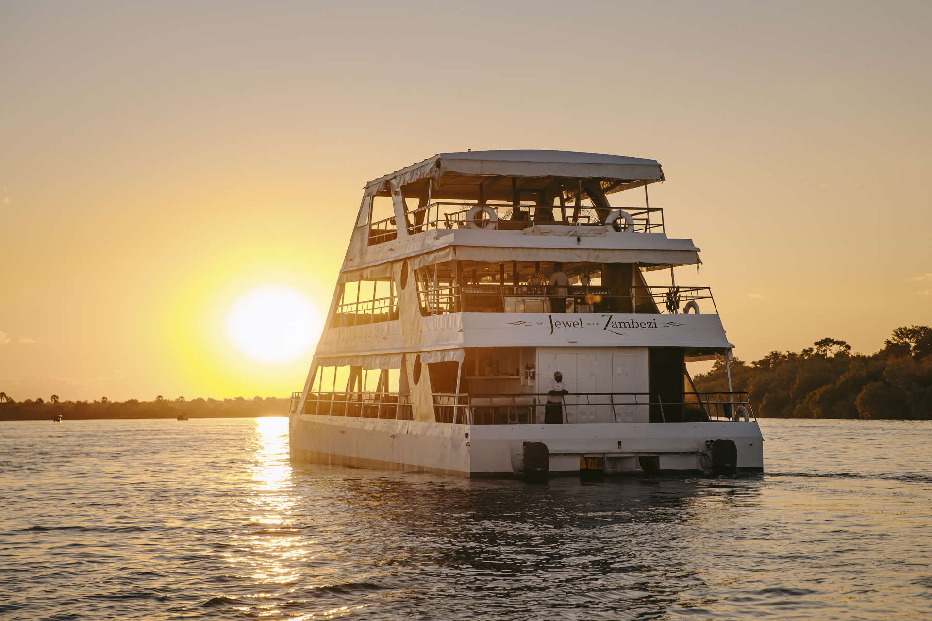 LadyLivingstone_Sunset_11